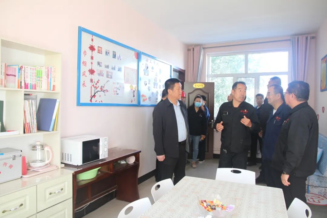 1666664245715848.jpg 1666664245715848.jpg